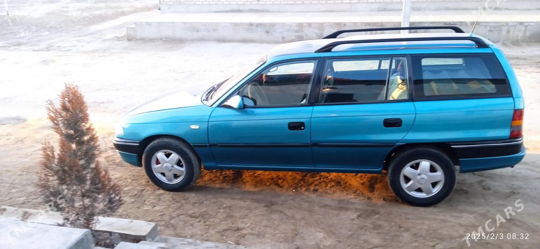 Opel Astra 1995 - 42 000 TMT - Шабатский этрап - img 3