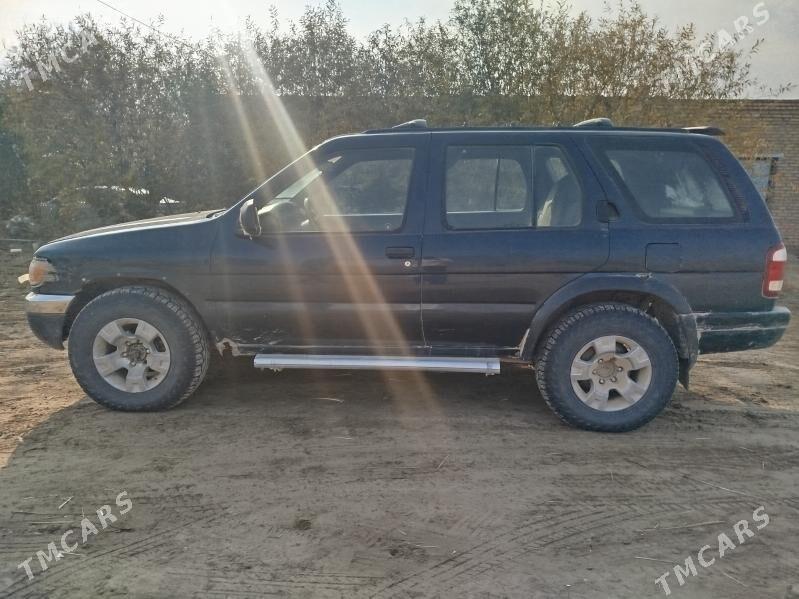 Nissan Pathfinder 1997 - 60 000 TMT - Акдепе - img 4