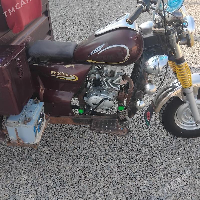 Fekon FK200-14G 2015 - 15 000 TMT - Сакарчага - img 10