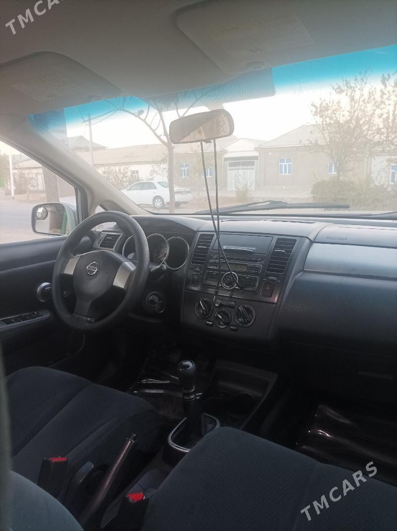 Nissan Versa 2010 - 120 000 TMT - Ýolöten - img 5