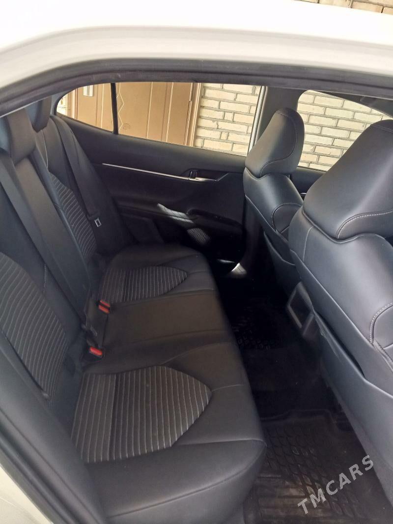 Toyota Camry 2020 - 295 000 TMT - Бузмеин - img 8