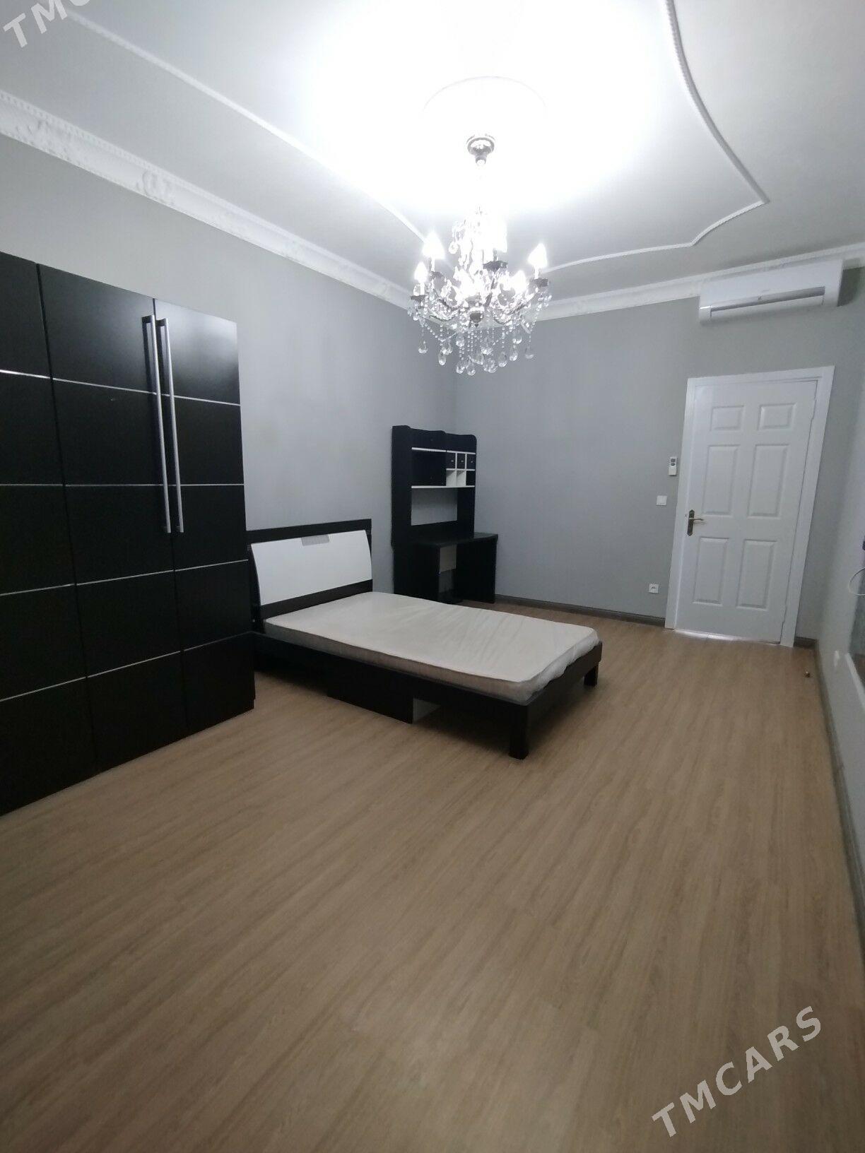 Мир8 9/5 этаж 2 ком - Мир 8 - img 2