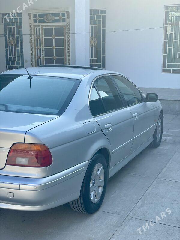 BMW E39 2001 - 123 000 TMT - Balkanabat - img 2