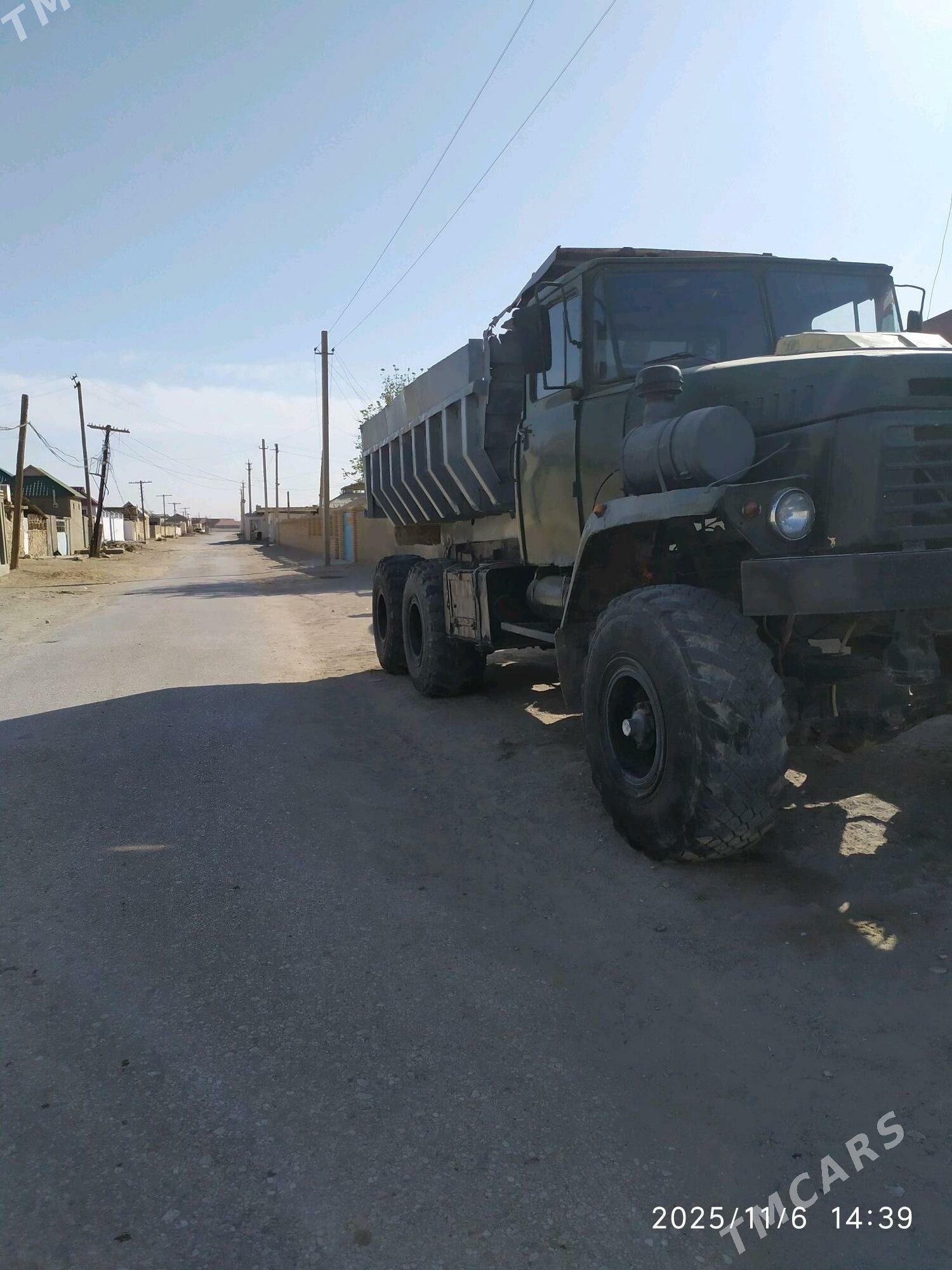 Maz Samosval 1982 - 75 000 TMT - Jebel - img 3