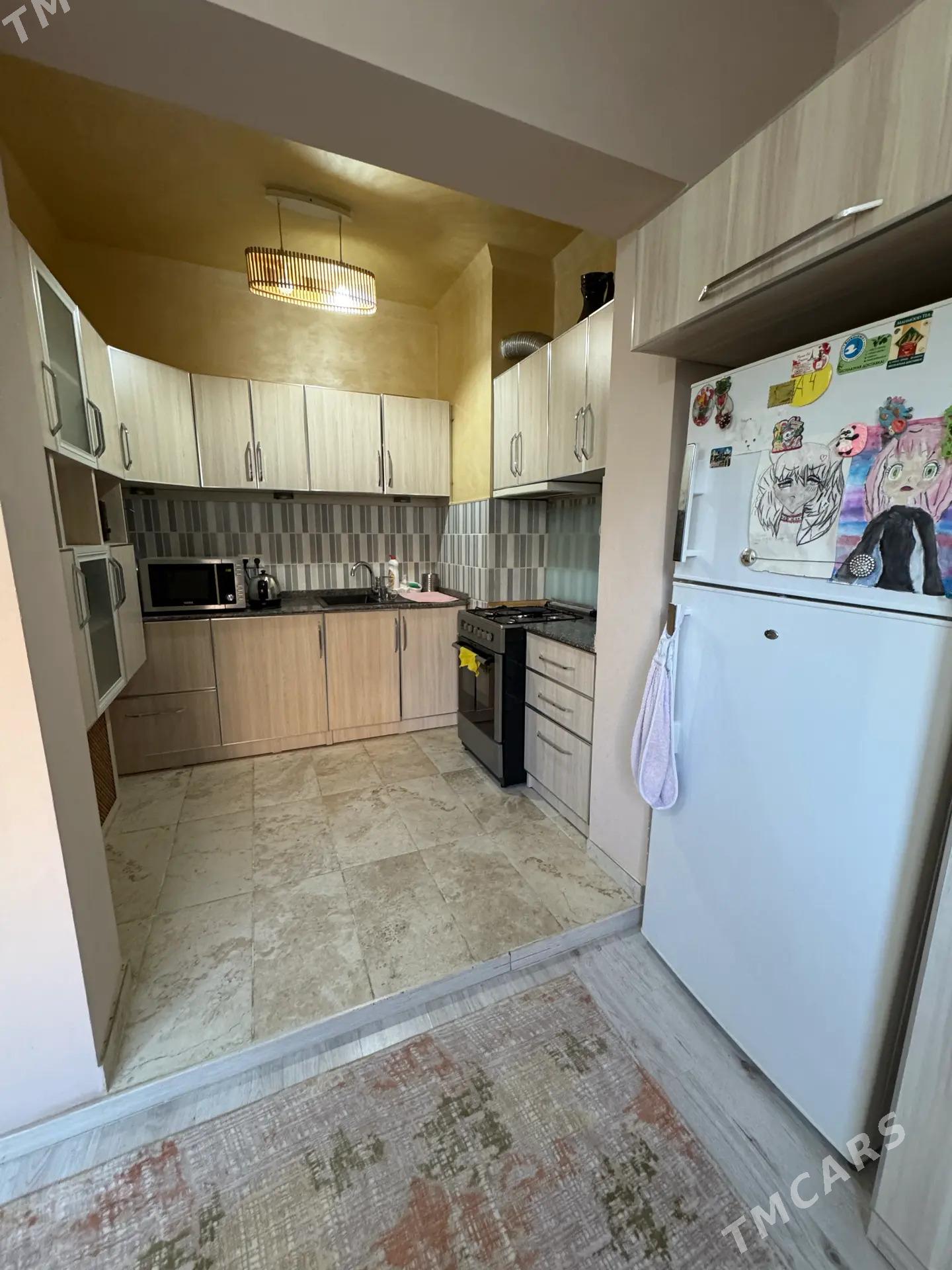 Кемине Лахути - Ашхабад - img 1