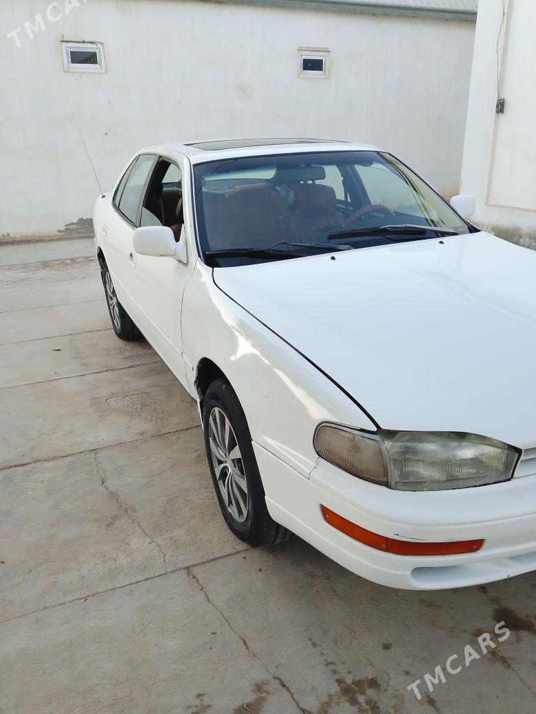 Toyota Camry 1992 - 78 000 TMT - Байрамали - img 2