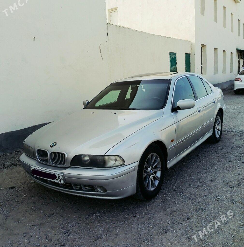 BMW E39 2000 - 110 000 TMT - Aşgabat - img 4