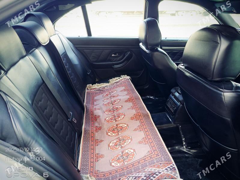 BMW E39 2000 - 110 000 TMT - Aşgabat - img 3