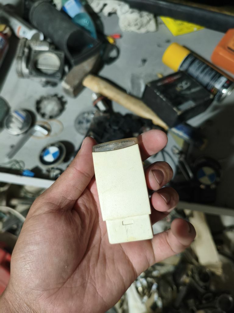 E 34 BMW FANARIK RADNOY 600 TMT - Туркменбаши - img 3