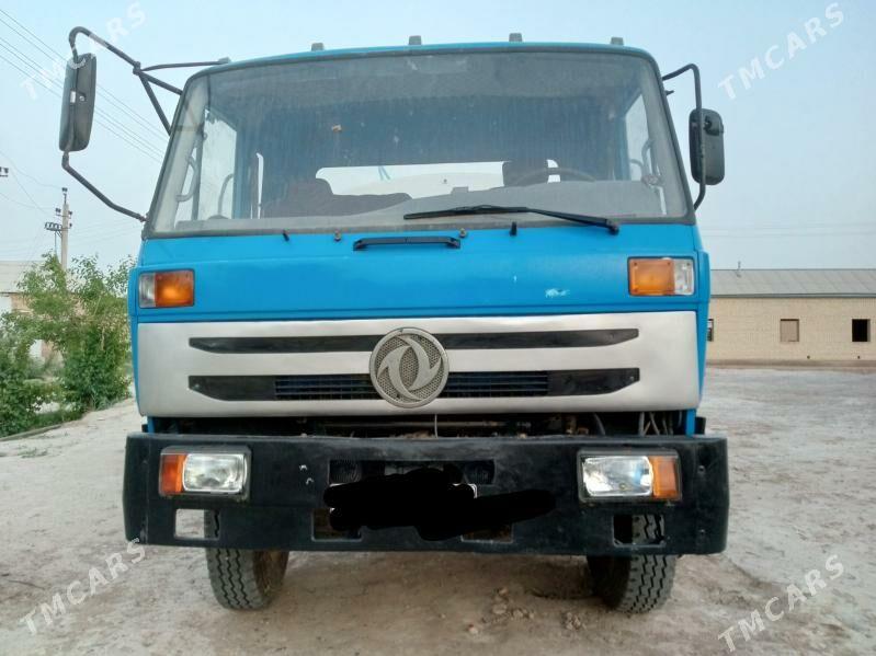 Dongfeng Special Truck 2014 - 250 000 TMT - Mary - img 1