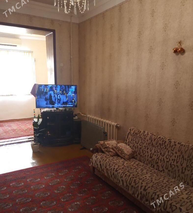 ЛЕНИНА 2КОМН 3/3ЭТ ВЫСОКОПОТ. - Ашхабад - img 3