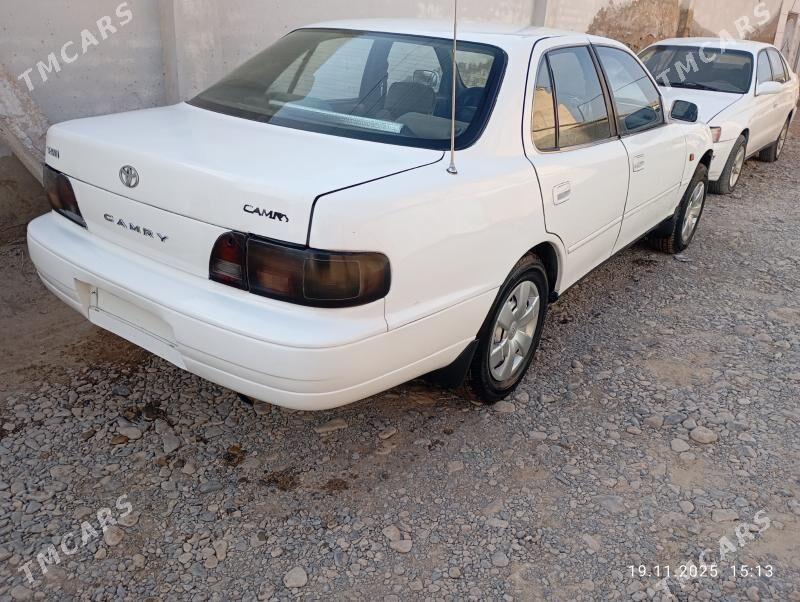 Toyota Camry 1995 - 90 000 TMT - Теджен - img 3