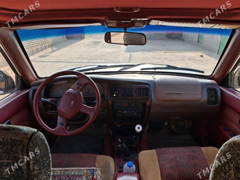 Toyota Hilux 1991 - 50 000 TMT - Bäherden - img 5