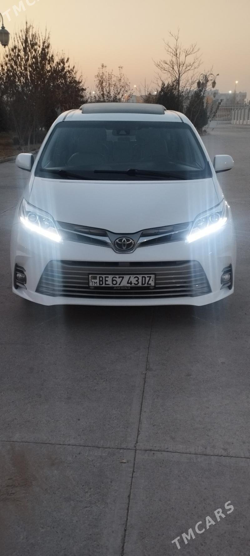 Toyota Sienna 2019 - 420 000 TMT - Дашогуз - img 3