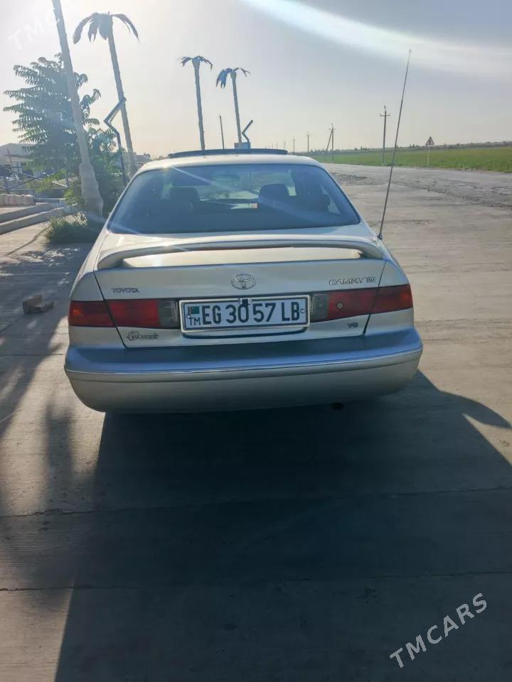 Toyota Camry 2000 - 240 000 TMT - Сейди - img 5
