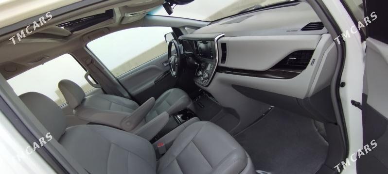 Toyota Sienna 2019 - 420 000 TMT - Дашогуз - img 8