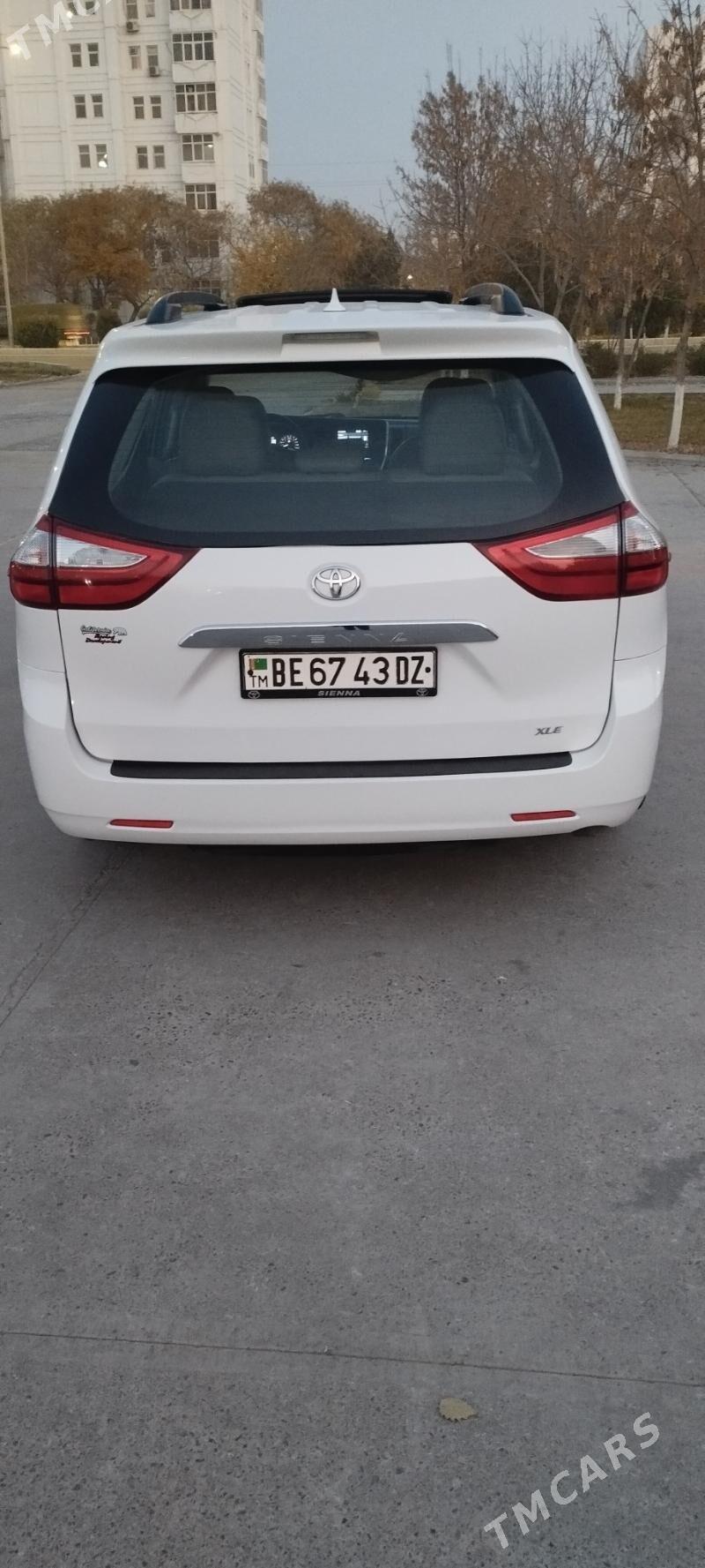 Toyota Sienna 2019 - 420 000 TMT - Дашогуз - img 6