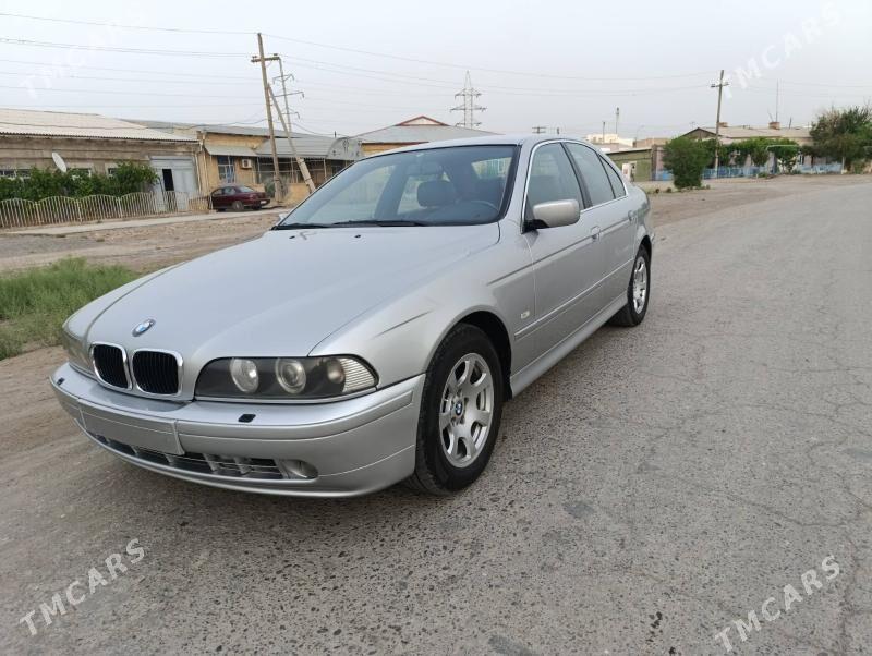 BMW E39 1998 - 89 000 TMT - Türkmenabat - img 4