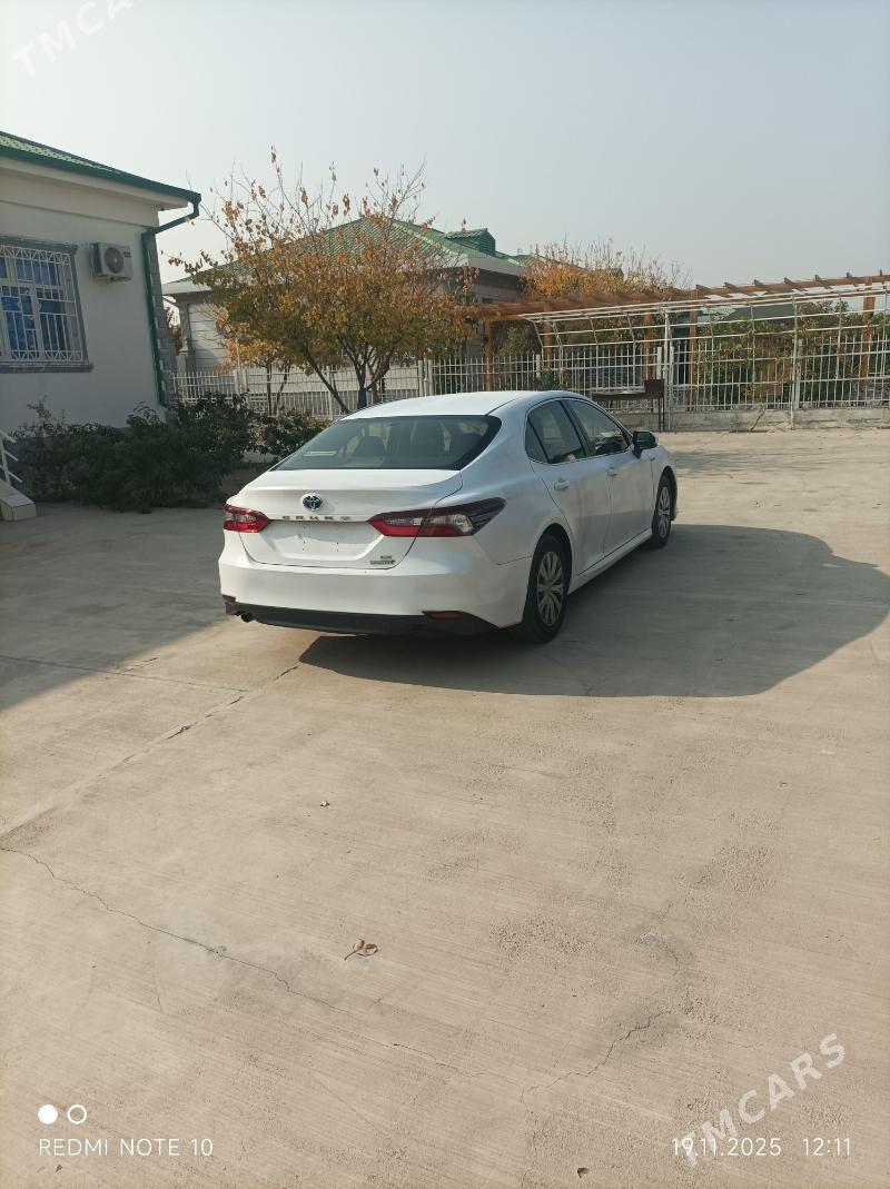 Toyota Camry Hybrid 2021 - 215 000 TMT - Täze zaman - img 3