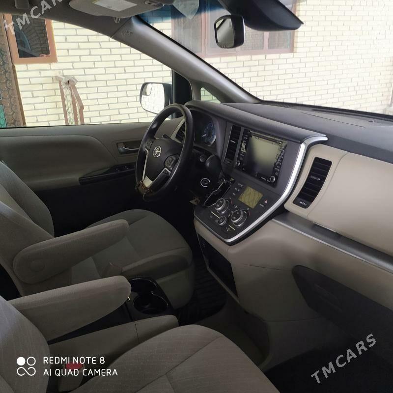 Toyota Sienna 2020 - 398 000 TMT - Векильбазар - img 8