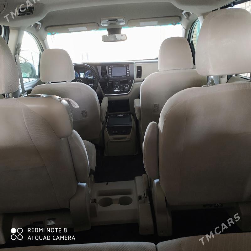 Toyota Sienna 2020 - 398 000 TMT - Векильбазар - img 9