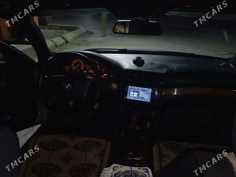 BMW 528 1999 - 104 000 TMT - Балканабат - img 6