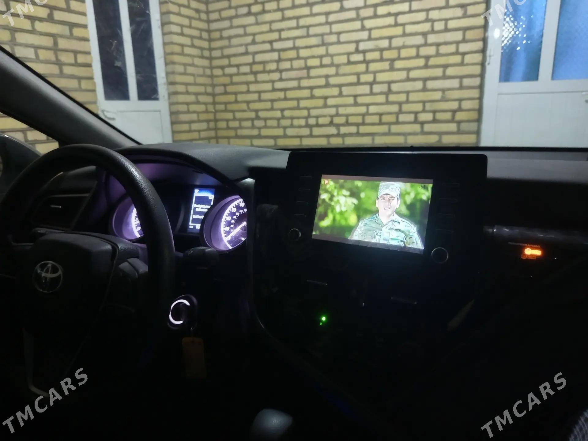 Toyota Camry 2022 - 234 000 TMT - Aşgabat - img 4