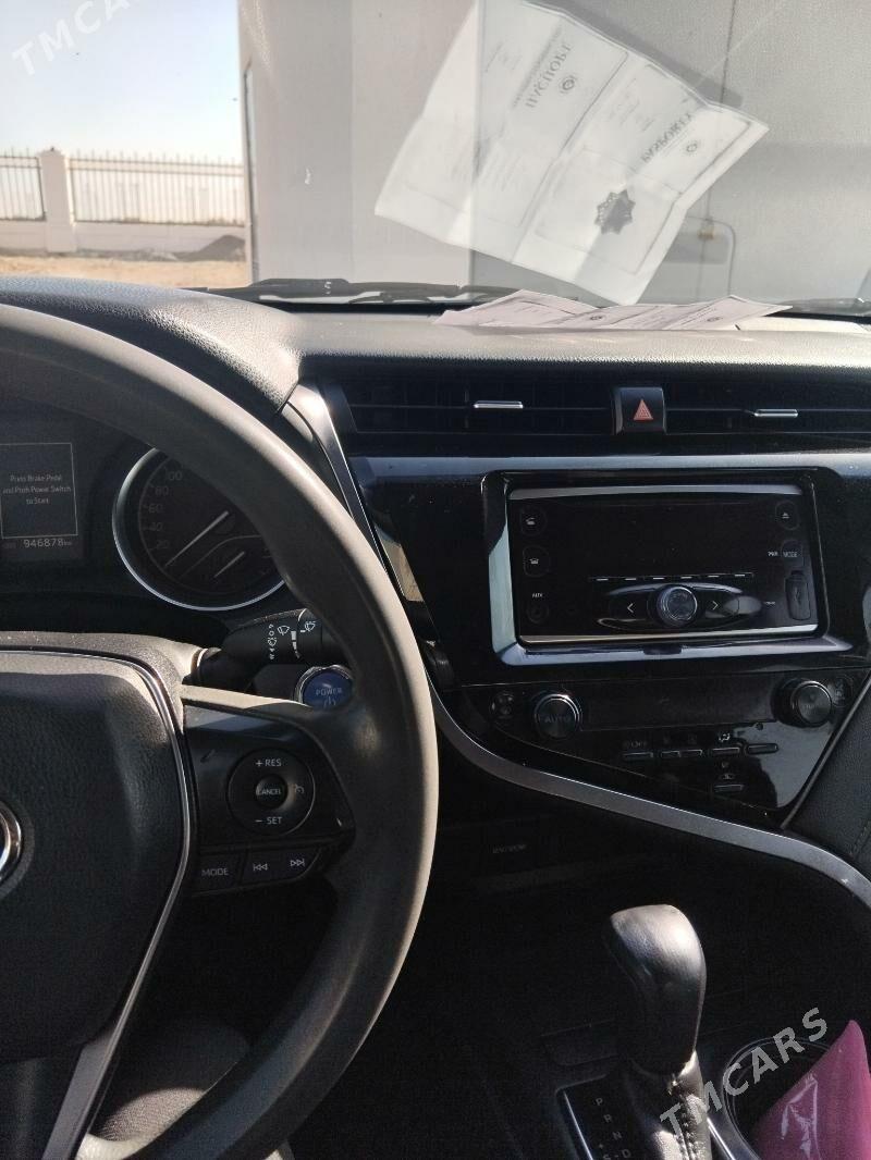 Toyota Camry Hybrid 2020 - 265 000 TMT - Ёлётен - img 3