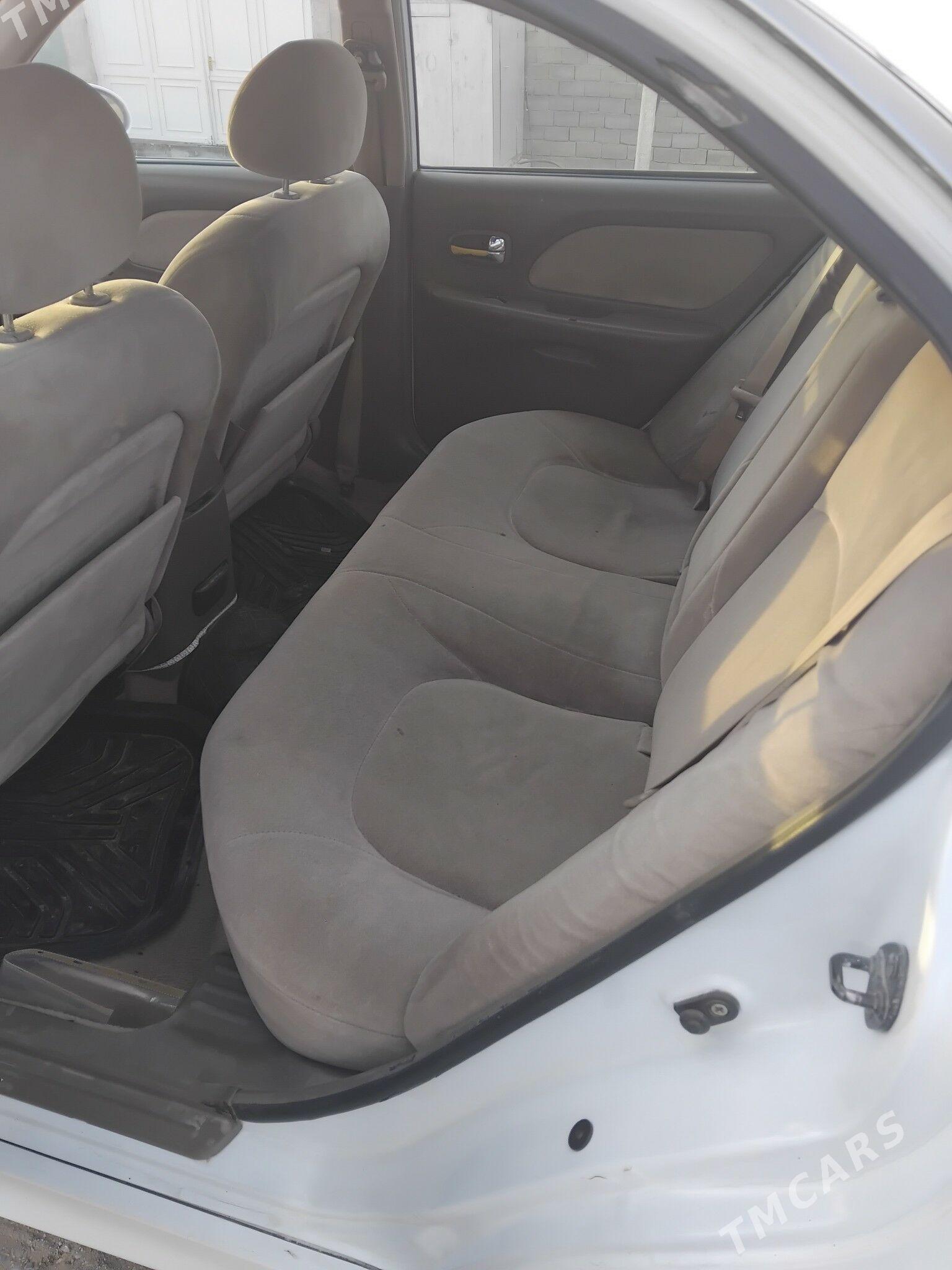 Hyundai Sonata 2002 - 52 000 TMT - Гарадамак - img 6