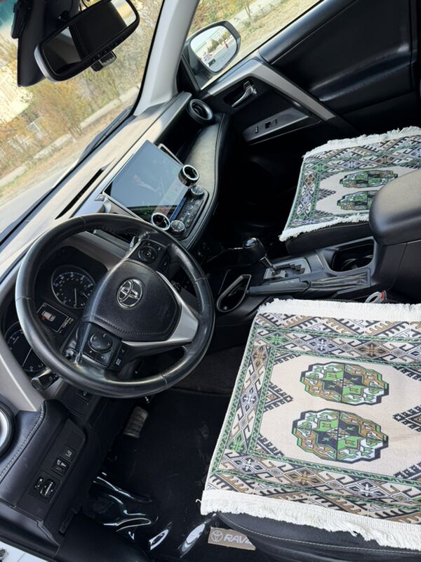 Toyota RAV4 2018 - 295 000 TMT - Aşgabat - img 9