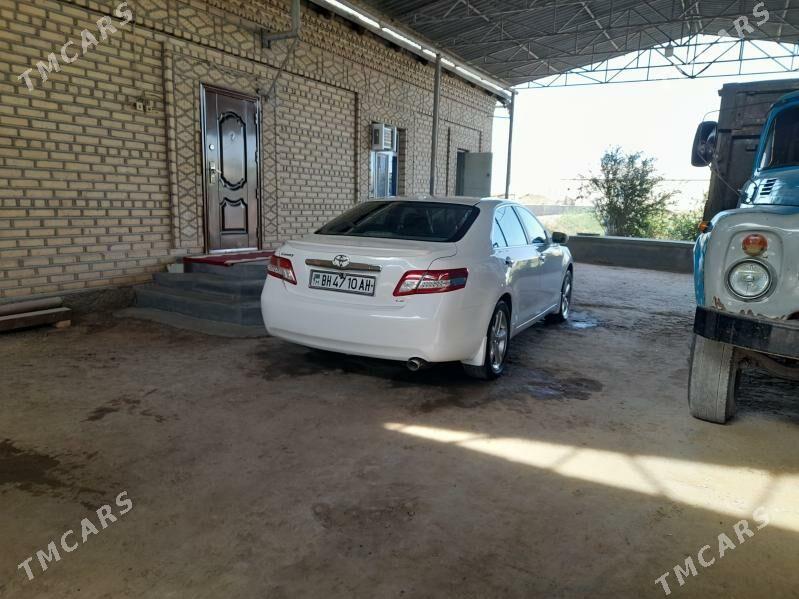 Toyota Camry 2010 - 185 000 TMT - Tejen - img 4