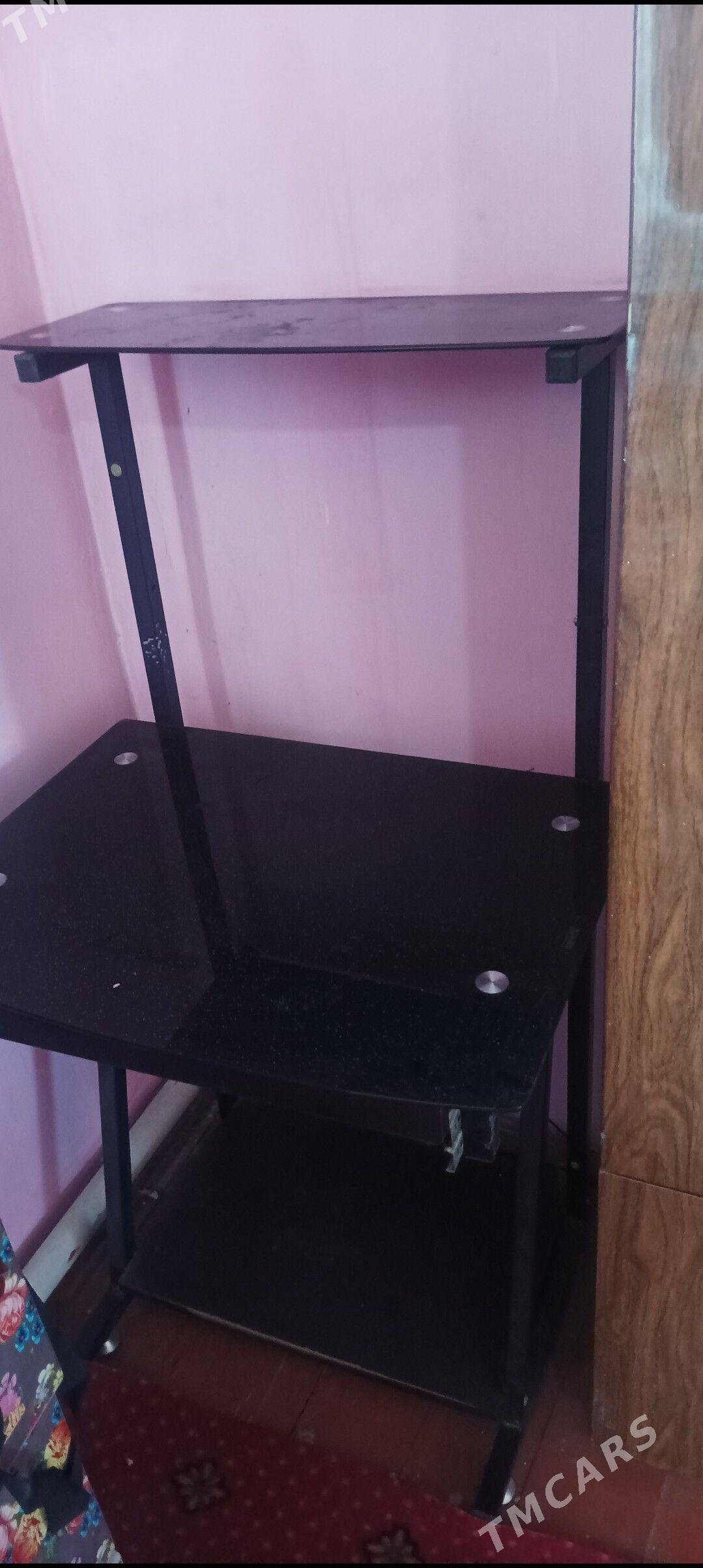 kompyuter stol - Гурбансолтан Едже - img 2