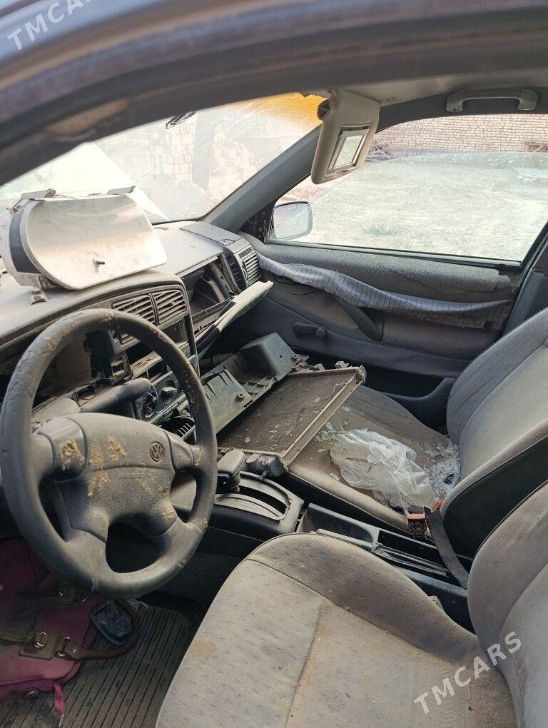 Toyota Corona 1998 - 3 500 TMT - Байрамали - img 6