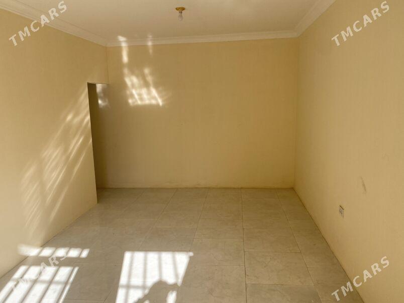 podwal - Parahat 7 - img 2