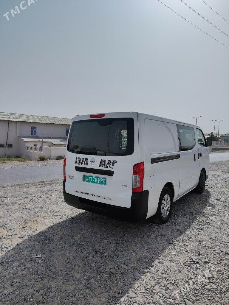 Nissan Urvan 2020 - 320 000 TMT - Mary - img 3