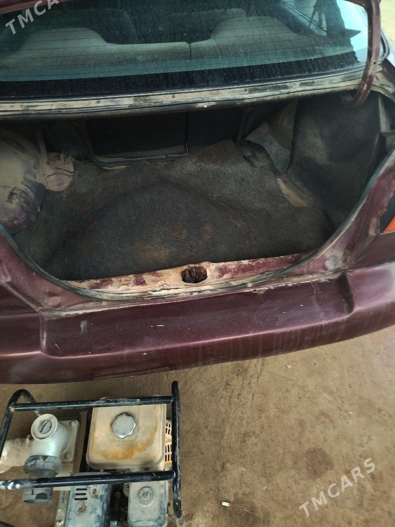 Nissan Sunny 2000 - 20 000 TMT - Halaç - img 3