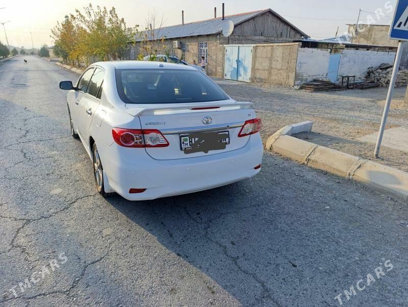 Toyota Corolla 2011 - 200 000 TMT - Gyzylarbat - img 2