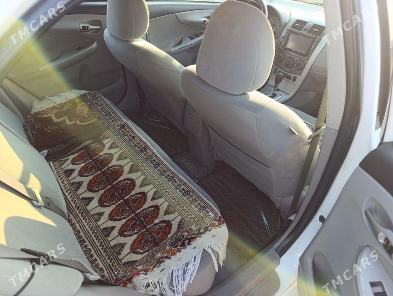 Toyota Corolla 2011 - 200 000 TMT - Gyzylarbat - img 5