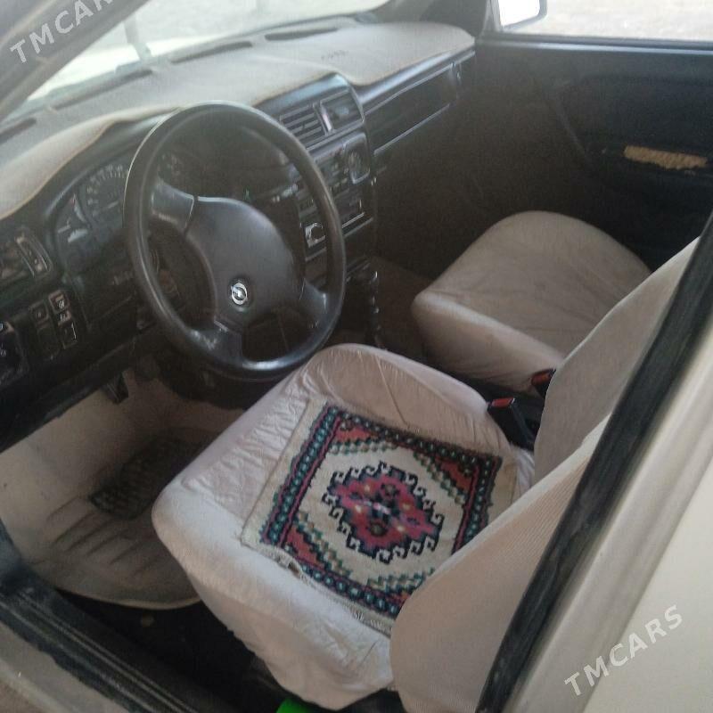 Opel Vectra 1992 - 17 000 TMT - Dostluk - img 5