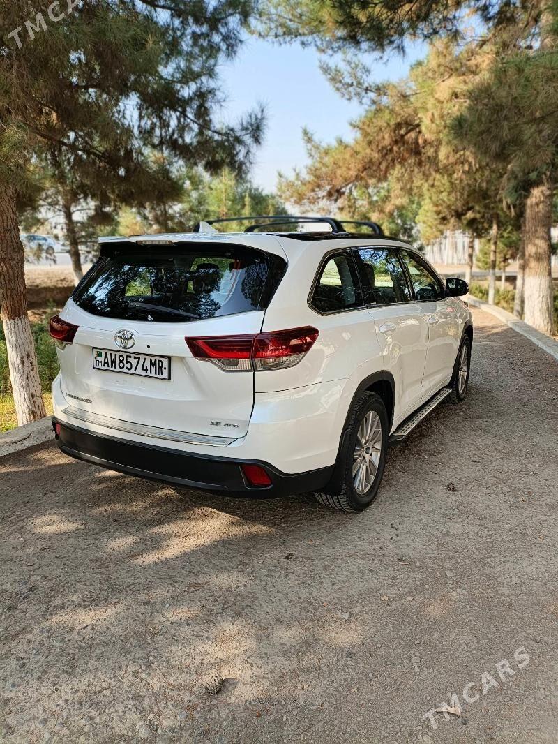 Toyota Highlander 2019 - 480 000 TMT - Мары - img 7