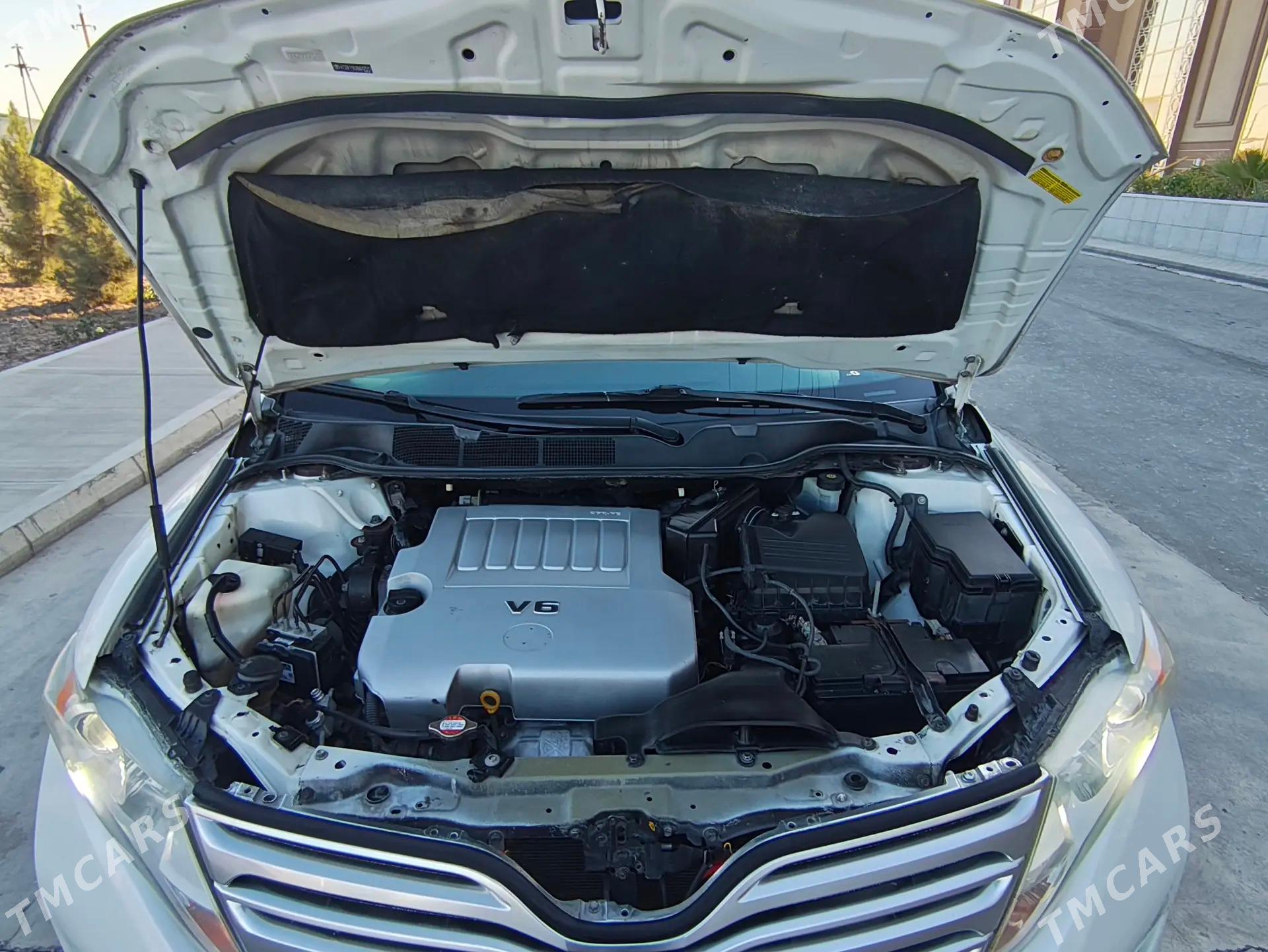 Toyota Venza 2010 - 226 000 TMT - Дашогуз - img 9