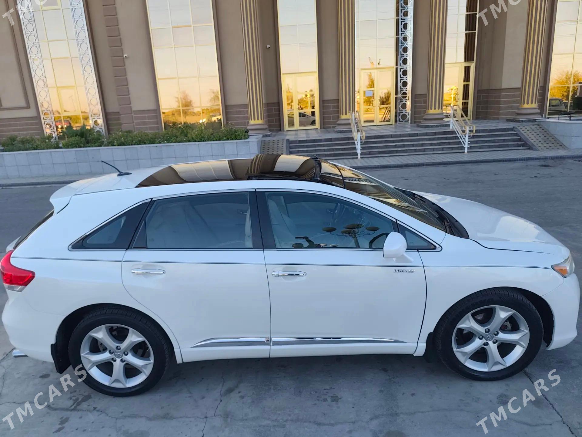 Toyota Venza 2010 - 226 000 TMT - Дашогуз - img 1