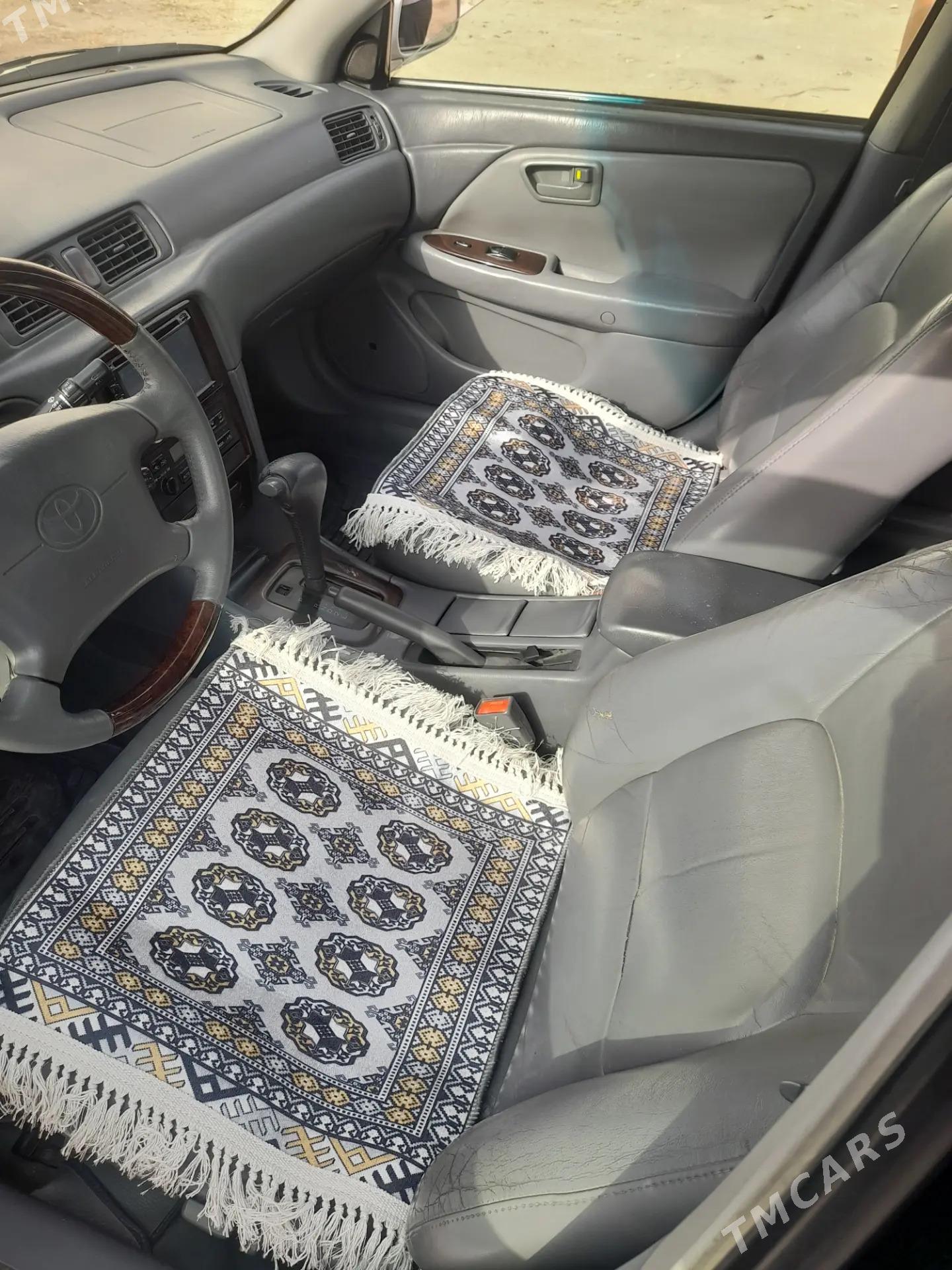 Toyota Camry 2001 - 150 000 TMT - Çärjew - img 2