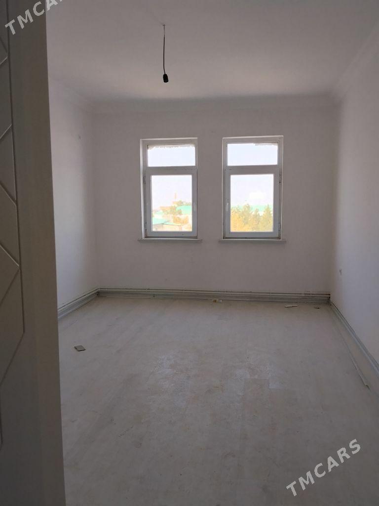 Anew panel 4/3 2 komnat 78m2 - Анев - img 2