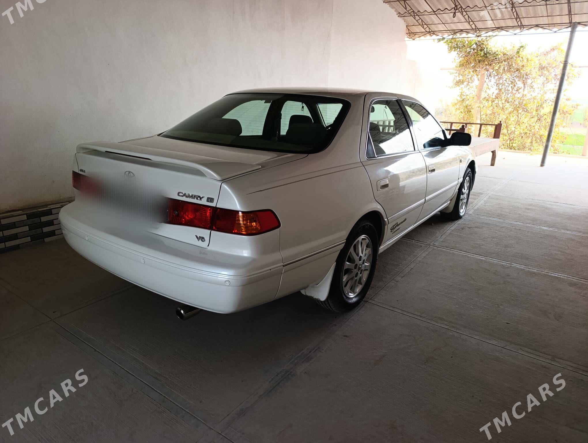 Toyota Camry 1999 - 176 000 TMT - Халач - img 4