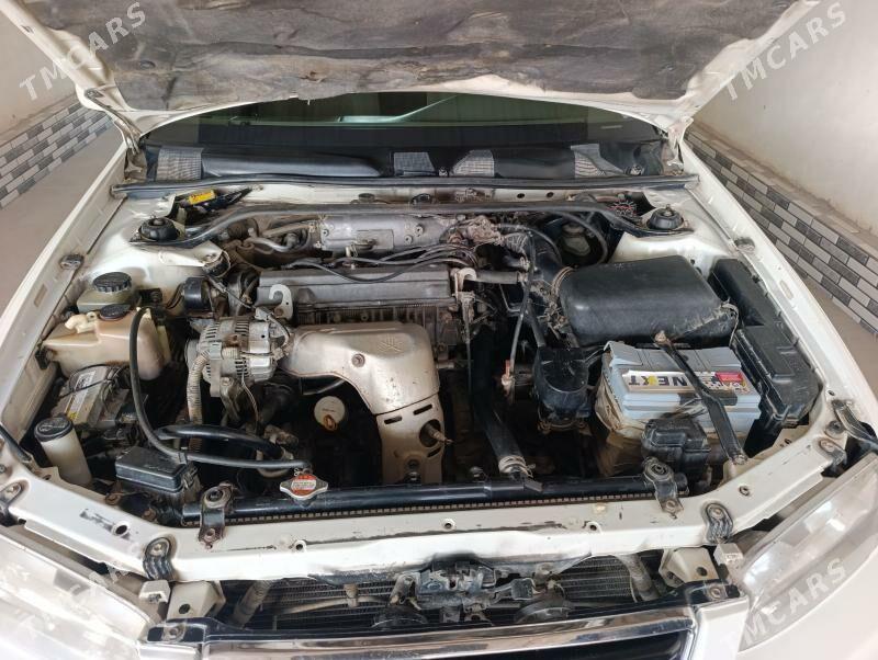 Toyota Camry 1999 - 176 000 TMT - Халач - img 5