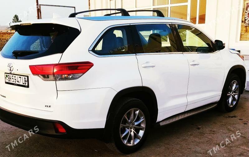 Toyota Highlander 2017 - 400 000 TMT - Туркменабат - img 3
