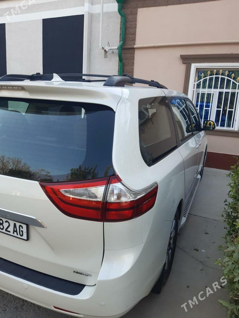Toyota Sienna 2019 - 600 000 TMT - Ашхабад - img 7