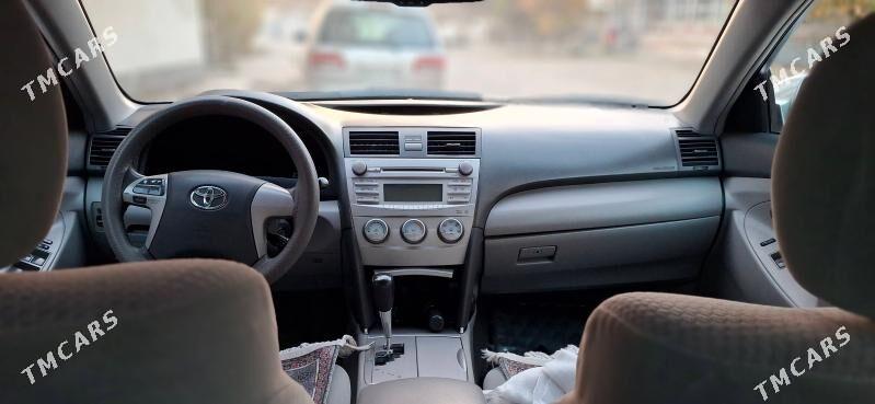 Toyota Camry 2010 - 205 000 TMT - Мары - img 1