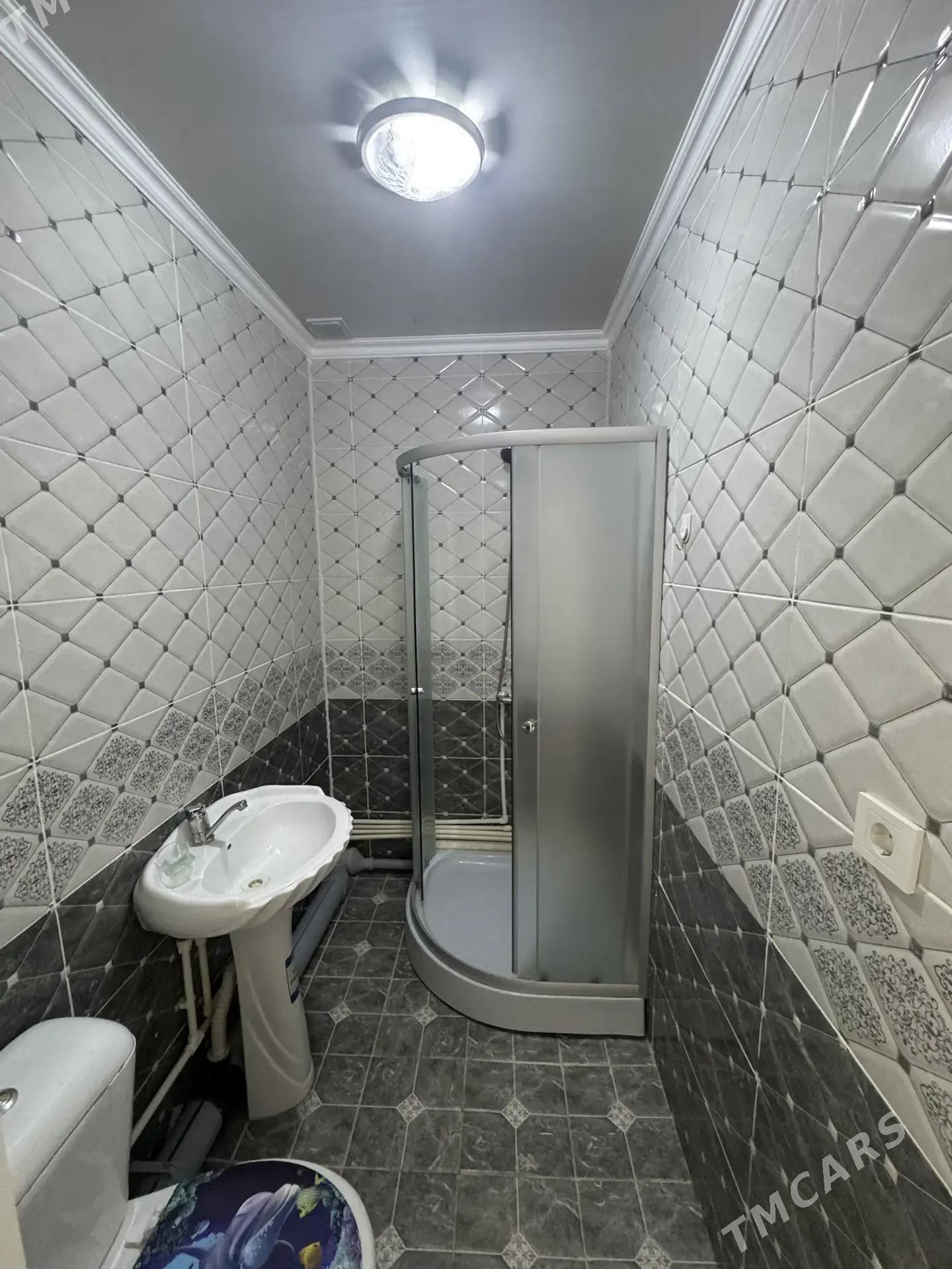 Anew panelka 2etaź 4komnat - Анев - img 8